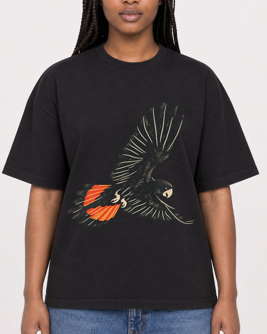 Mockup Boxy Heavyweight Tee Black female close-up 04