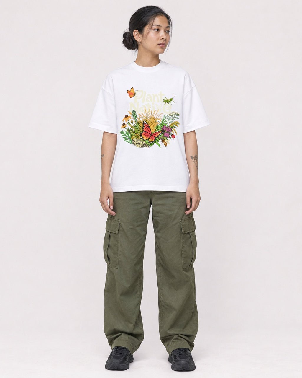 Mockup Boxy Heavyweight Tee White female full-body 12