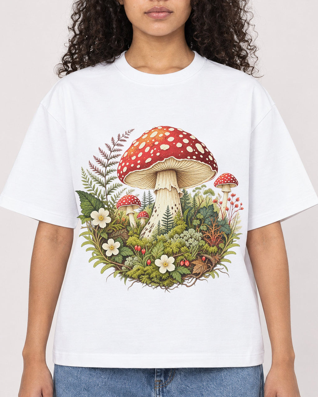 Mockup Boxy Heavyweight Tee White female close-up 10