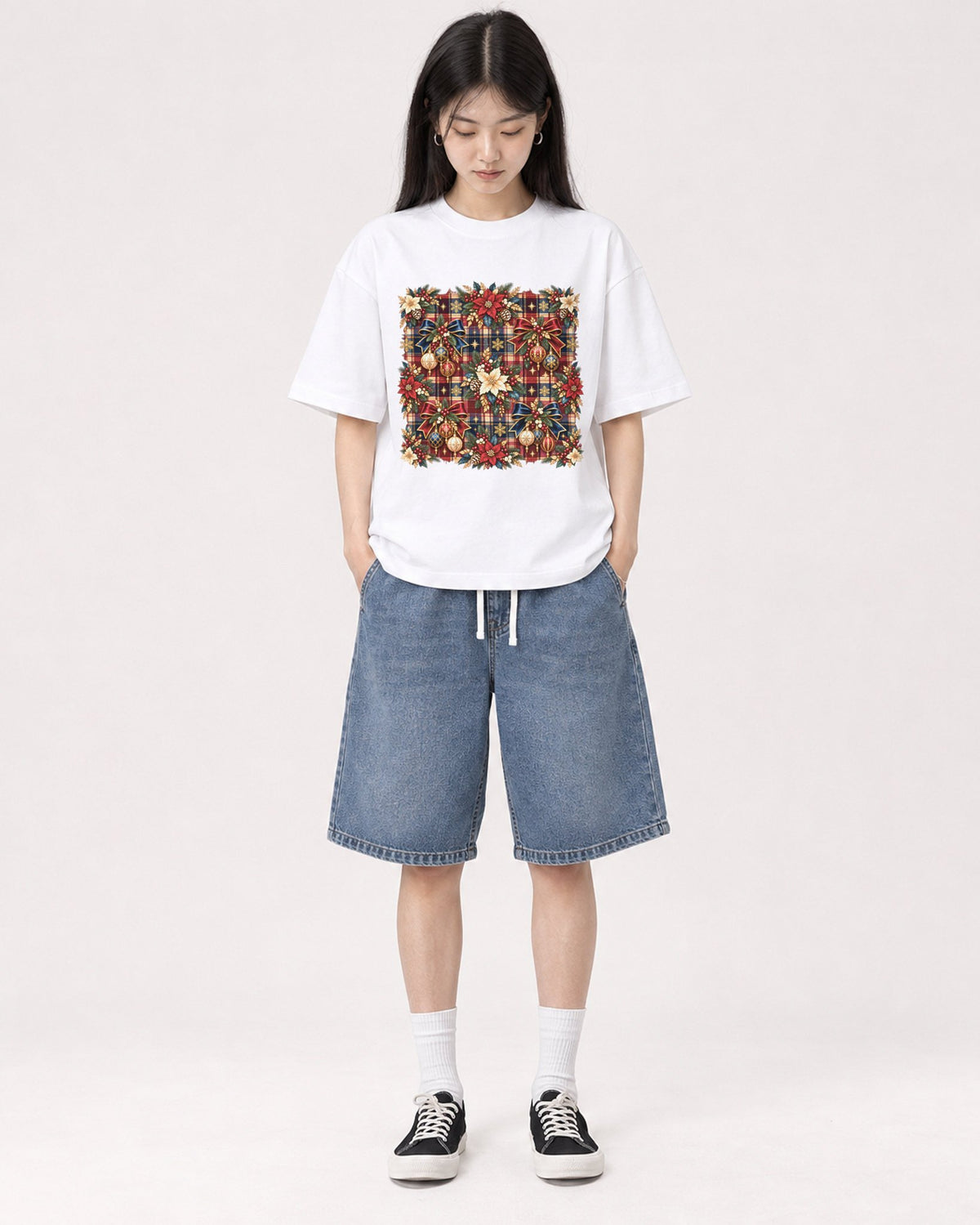 Mockup Boxy Heavyweight Tee White female full-body 01