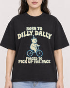 Mockup Boxy Heavyweight Tee Black female close-up 03