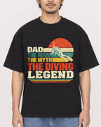 Mockup Boxy Heavyweight Tee Black male close-up 02