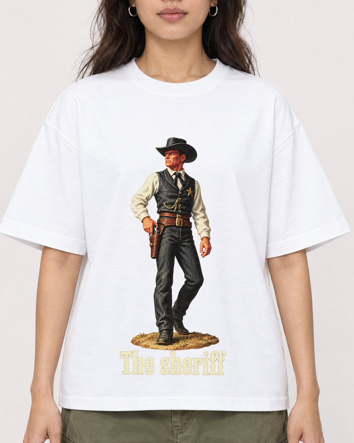 Mockup Boxy Heavyweight Tee White female close-up 02