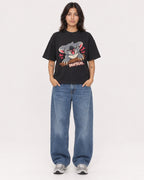 Mockup Boxy Heavyweight Tee Black female full-body 36