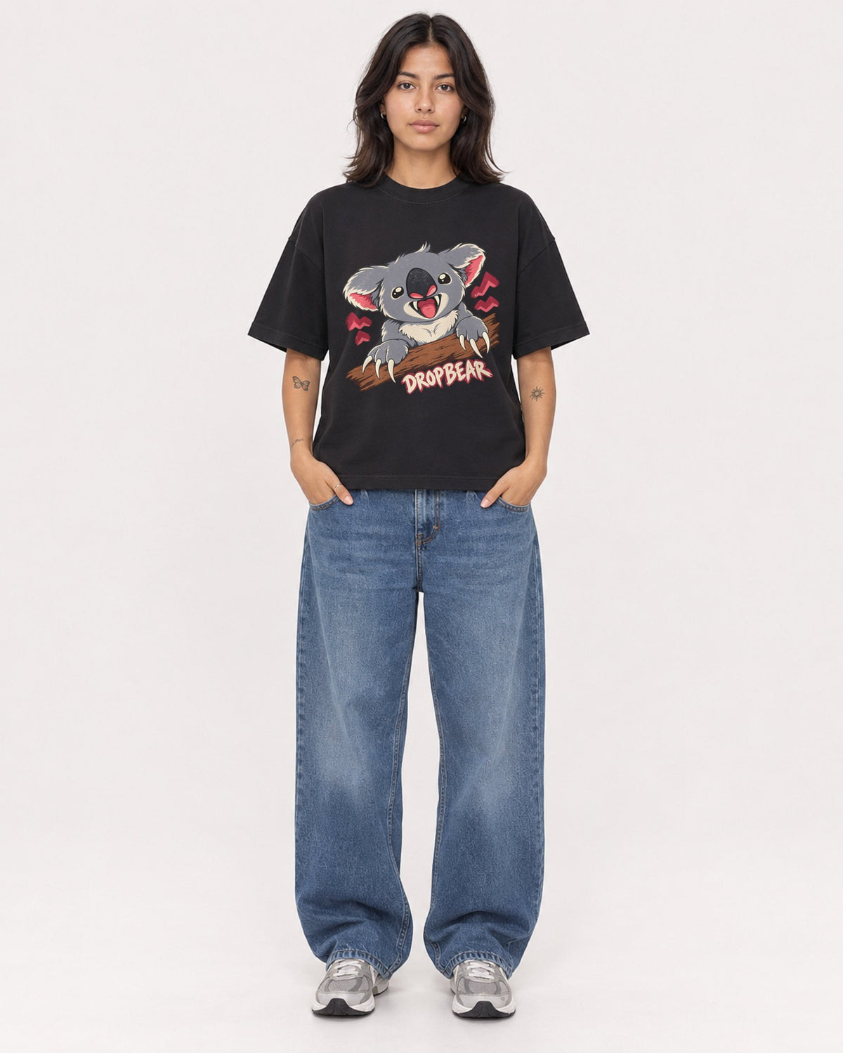 Mockup Boxy Heavyweight Tee Black female full-body 36