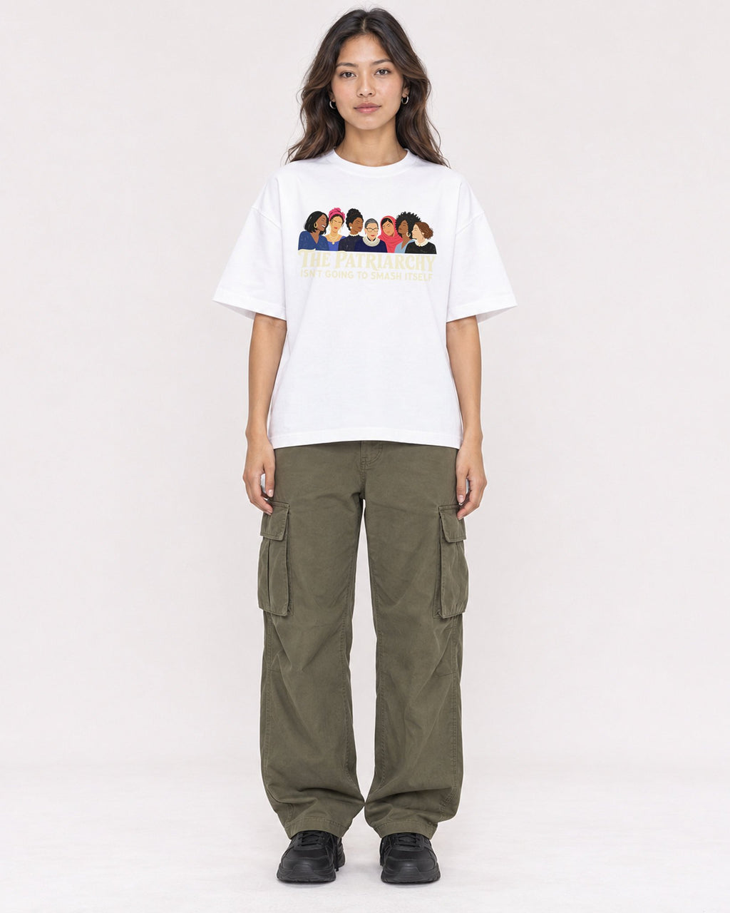Mockup Boxy Heavyweight Tee White female full-body 02