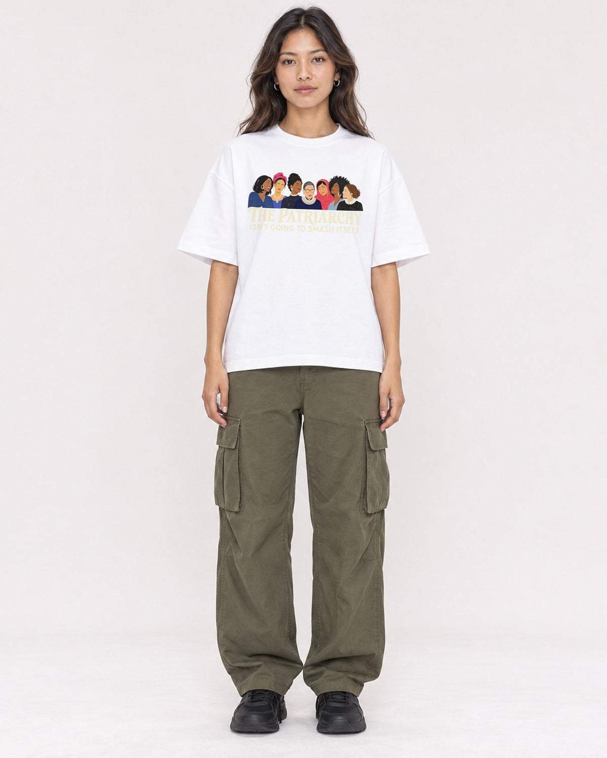 Mockup Boxy Heavyweight Tee White female full-body 02