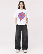 Mockup Boxy Heavyweight Tee White female full-body 03