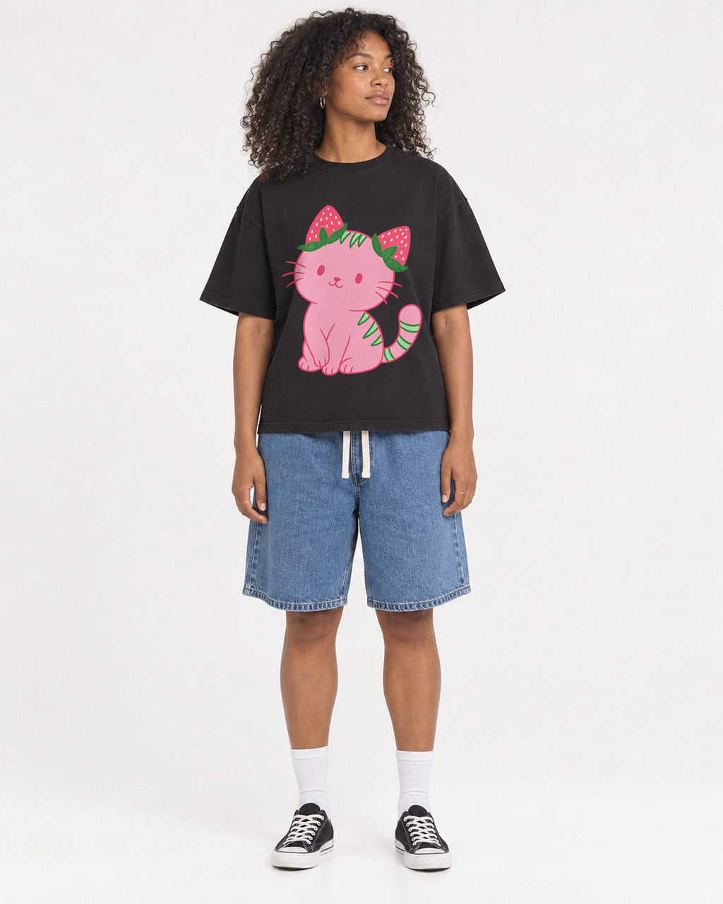 Mockup Boxy Heavyweight Tee Black female full-body 05