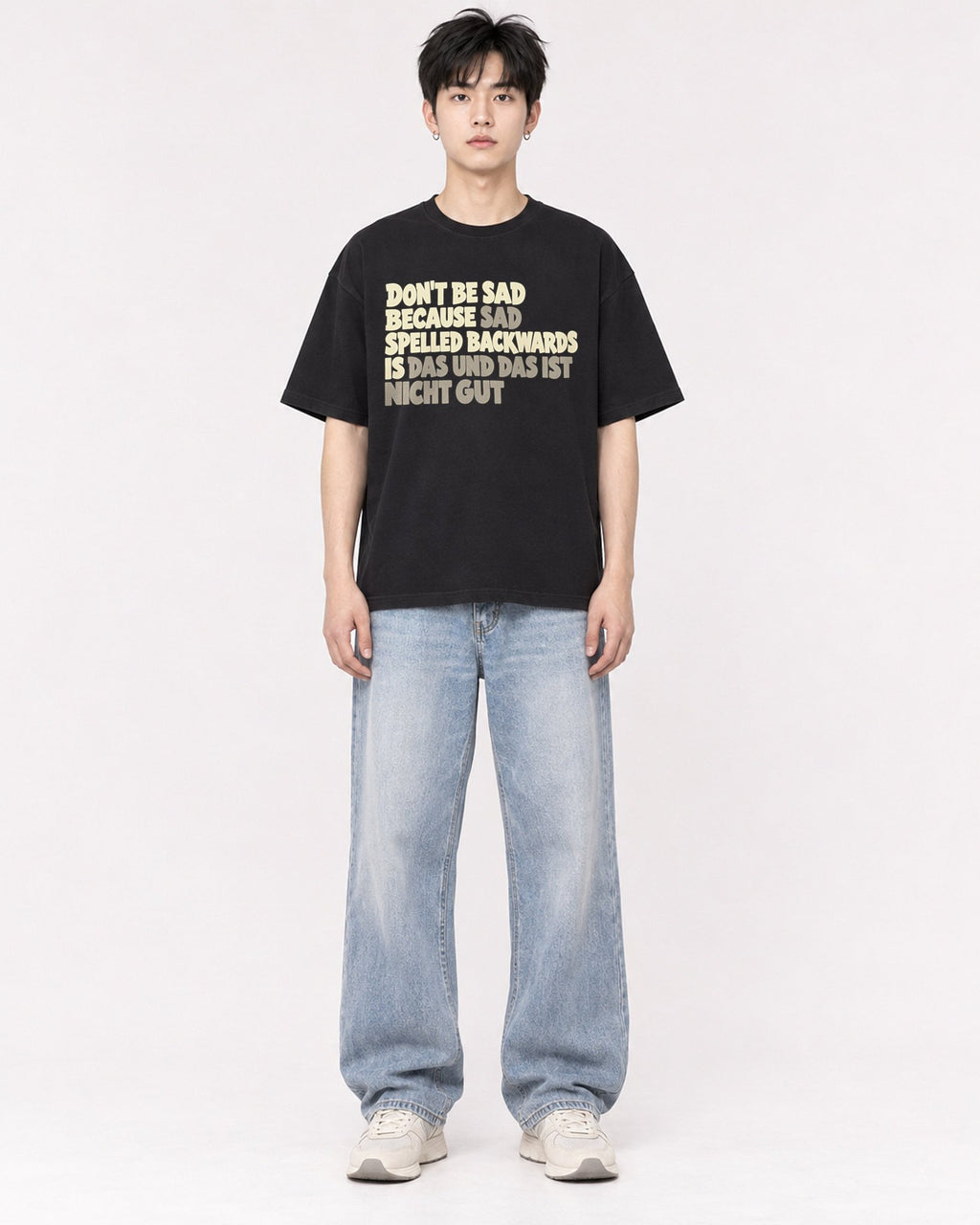 Mockup Boxy Heavyweight Tee Black male full-body 01