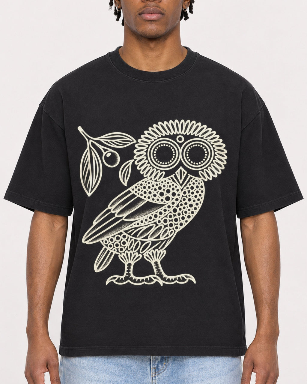 Mockup Boxy Heavyweight Tee Black male close-up 05