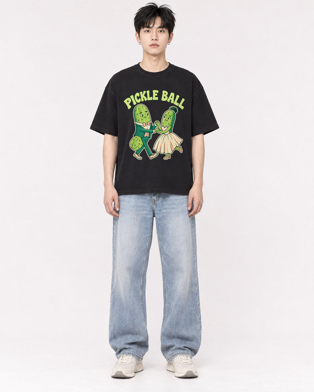 Mockup Boxy Heavyweight Tee Black male full-body 01