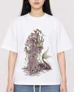 Mockup Boxy Heavyweight Tee White female close-up 01