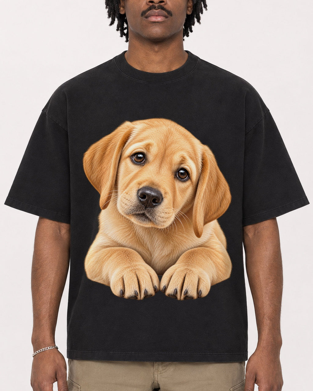 Mockup Boxy Heavyweight Tee Black male close-up 04
