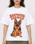 Mockup Boxy Heavyweight Tee White female close-up 02
