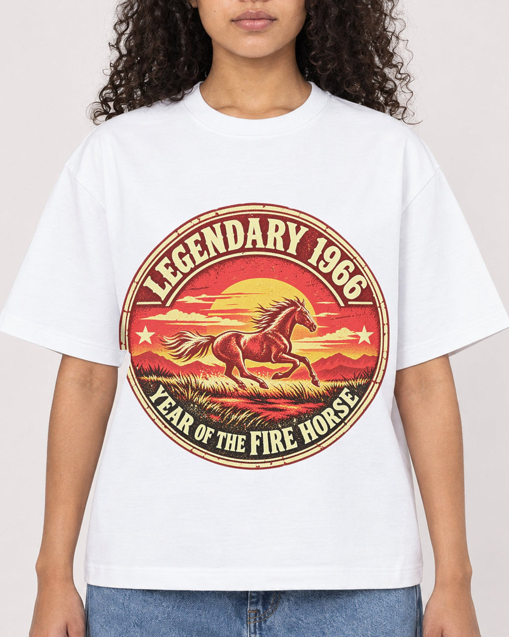 Mockup Boxy Heavyweight Tee White female close-up 10