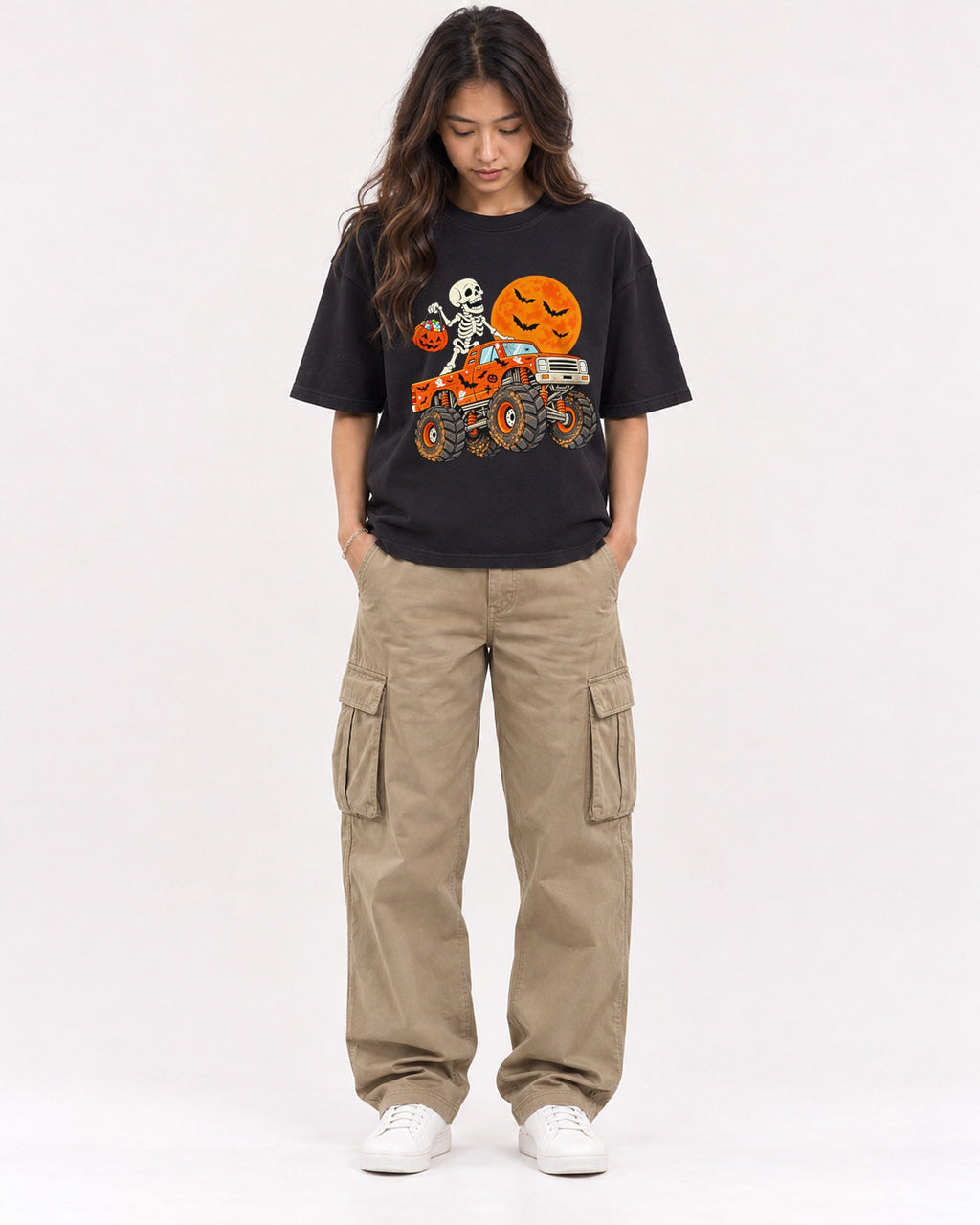 Mockup Boxy Heavyweight Tee Black female full-body 02