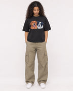 Mockup Boxy Heavyweight Tee Black female full-body 10
