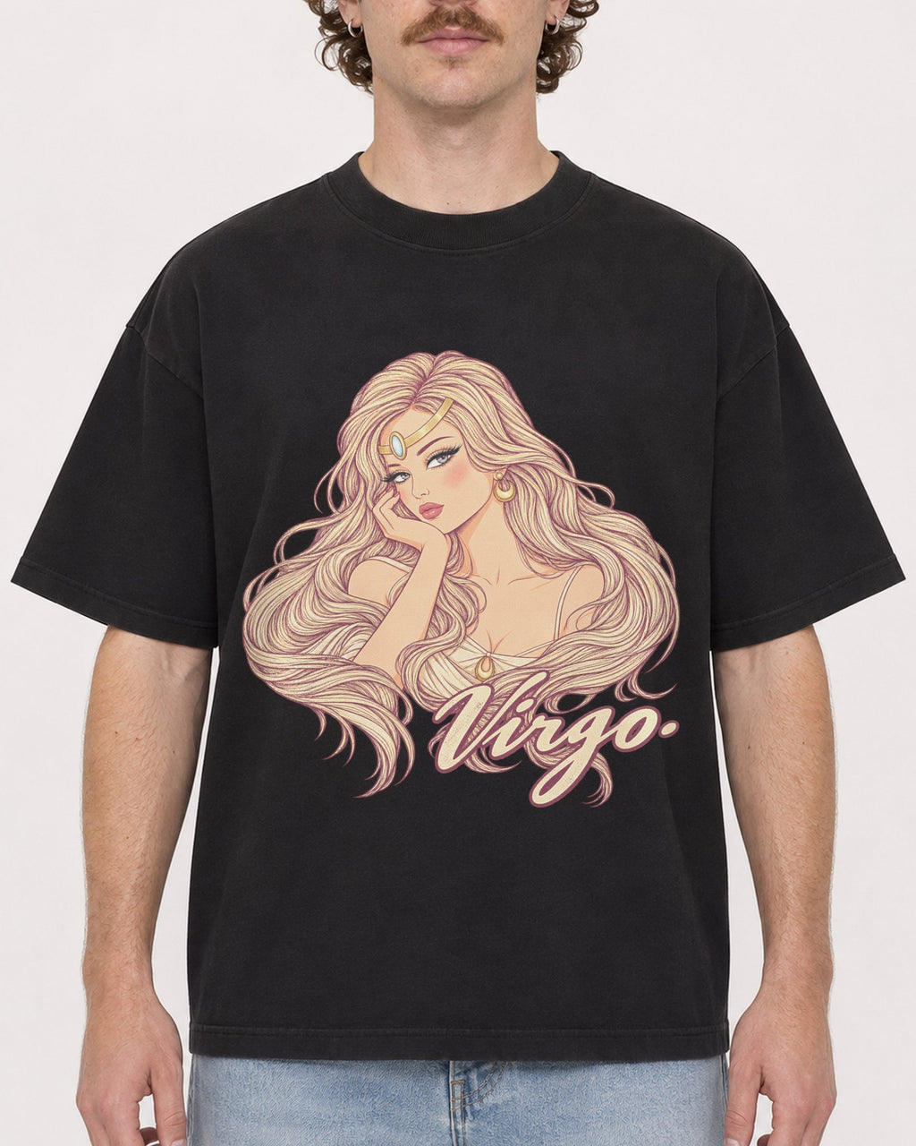 Mockup Boxy Heavyweight Tee Black male close-up 09
