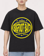 Mockup Boxy Heavyweight Tee Black male close-up 01