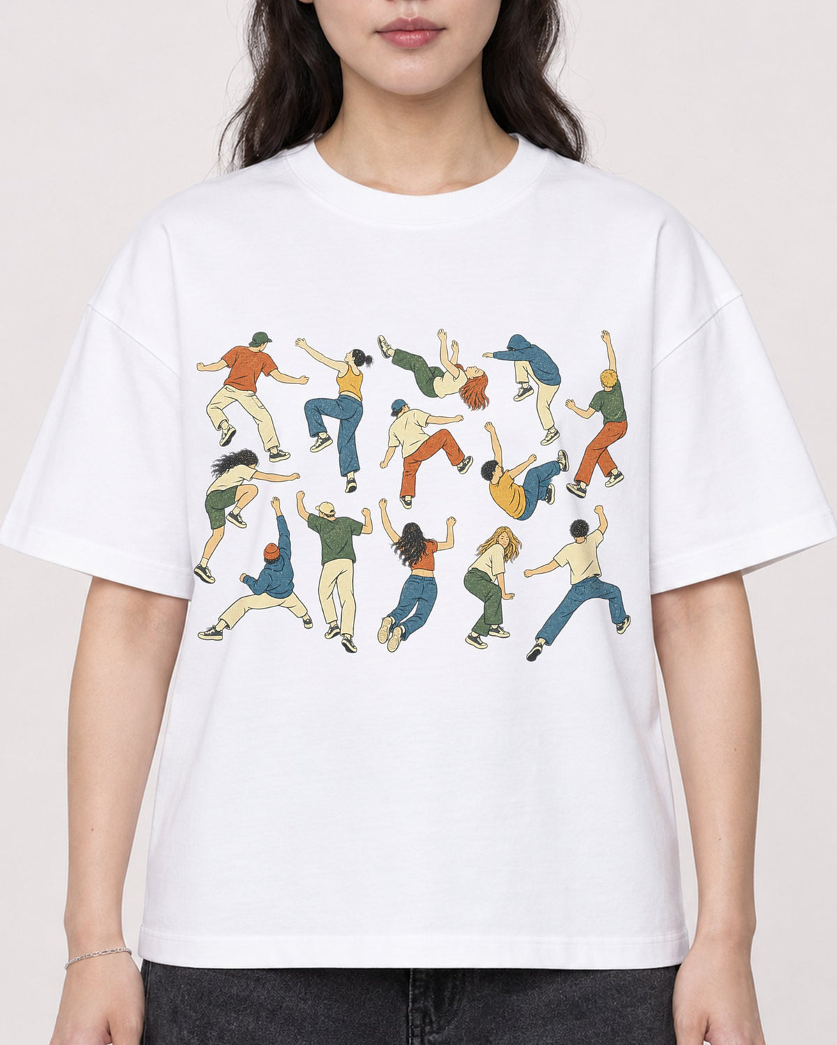 Mockup Boxy Heavyweight Tee White female close-up 03