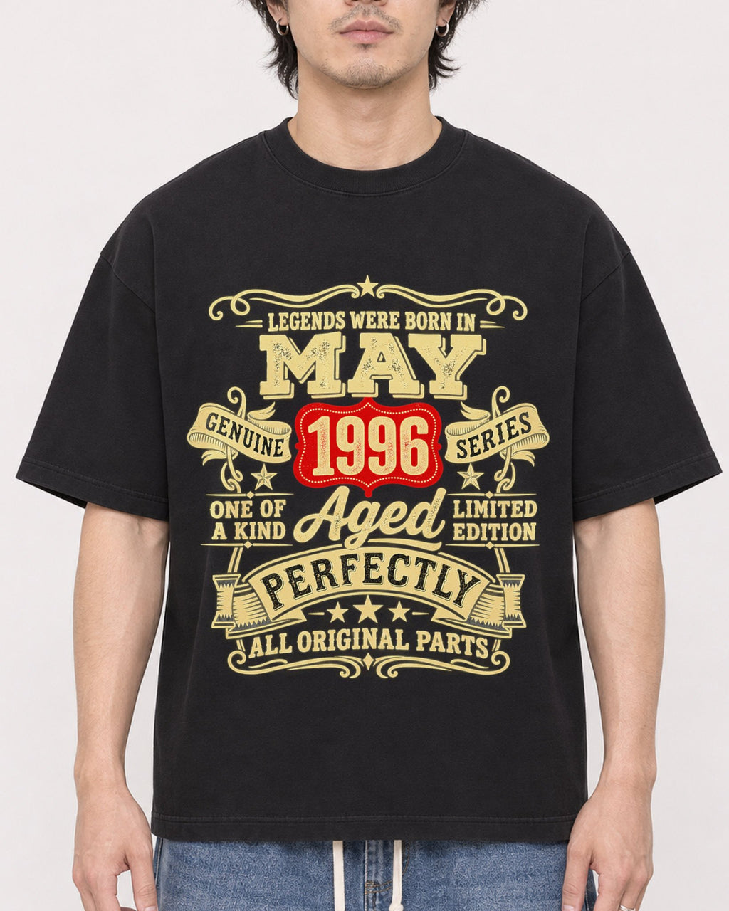 Mockup Boxy Heavyweight Tee Black male close-up 03