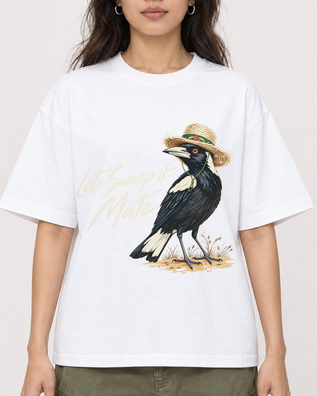 Mockup Boxy Heavyweight Tee White female close-up 02