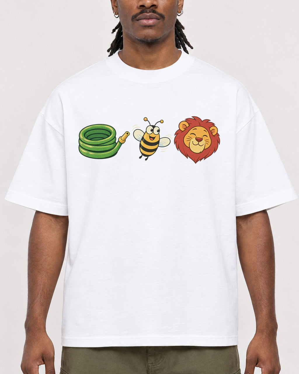 Mockup Boxy Heavyweight Tee White male close-up 34