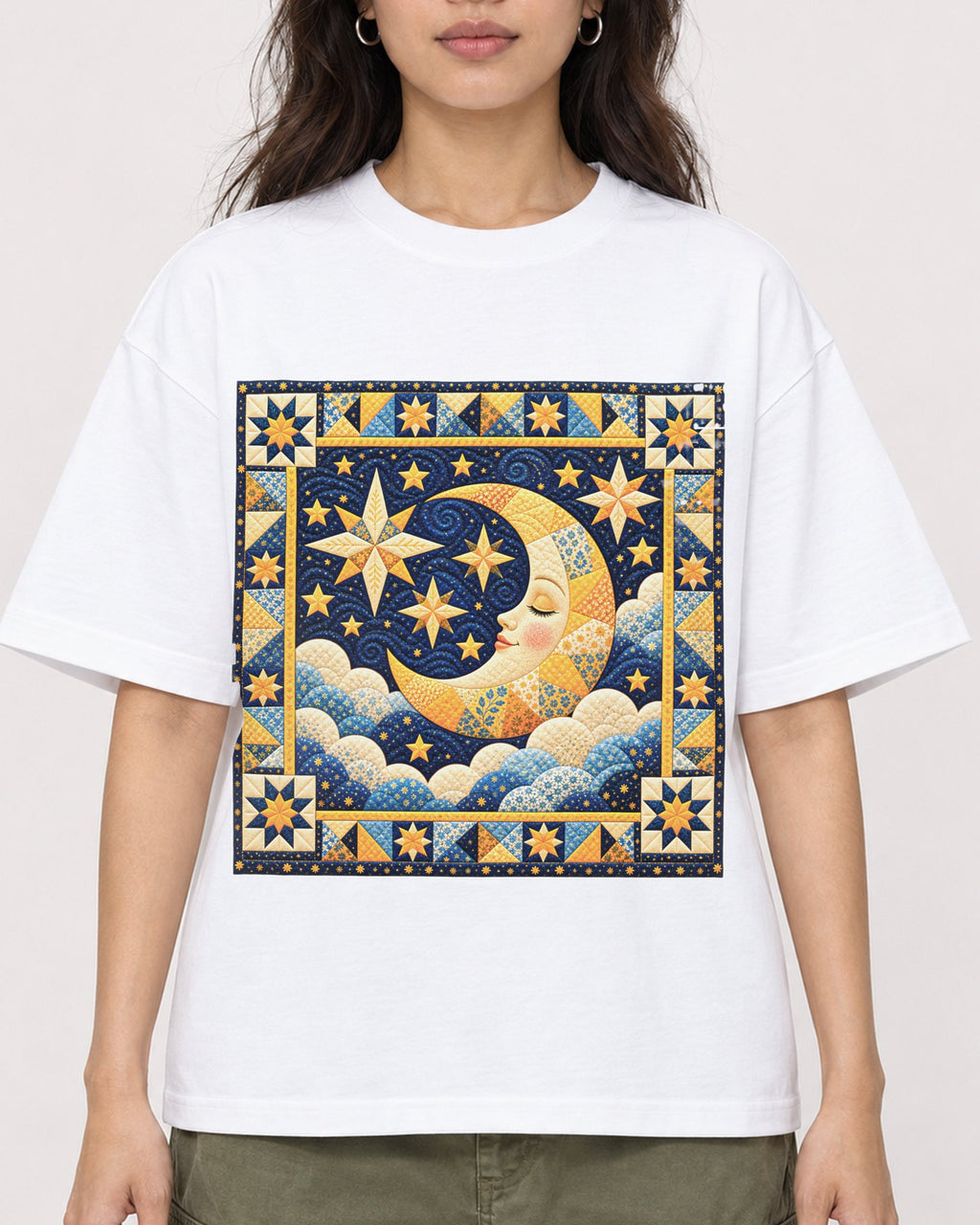 Mockup Boxy Heavyweight Tee White female close-up 02