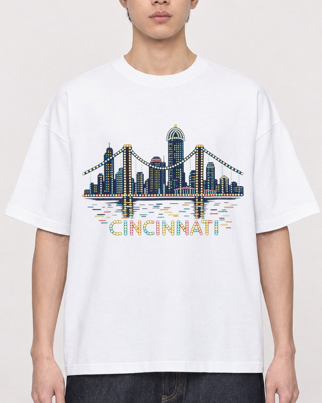 Mockup Boxy Heavyweight Tee White male close-up 01