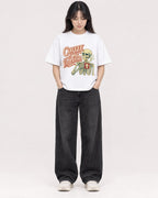 Mockup Boxy Heavyweight Tee White female full-body 13