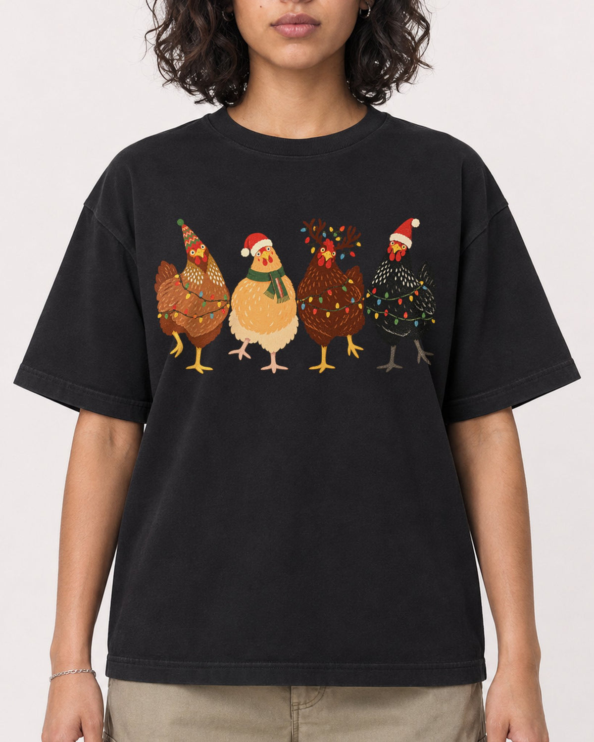 Mockup Boxy Heavyweight Tee Black female close-up 26