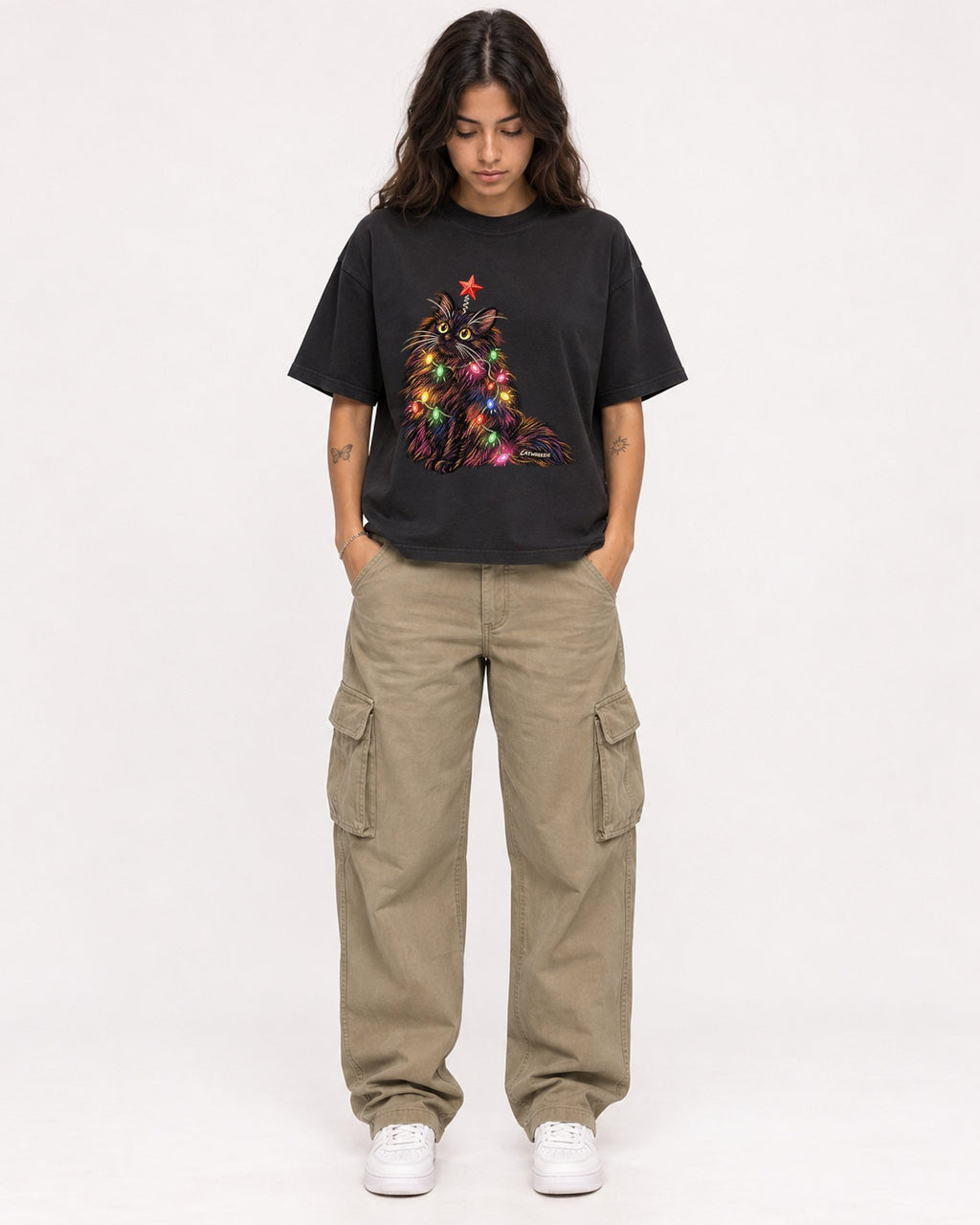 Mockup Boxy Heavyweight Tee Black female full-body 06