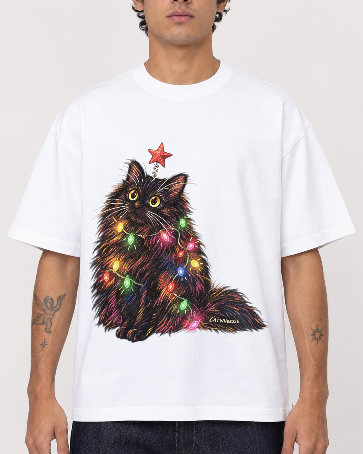 Mockup Boxy Heavyweight Tee White male close-up 06