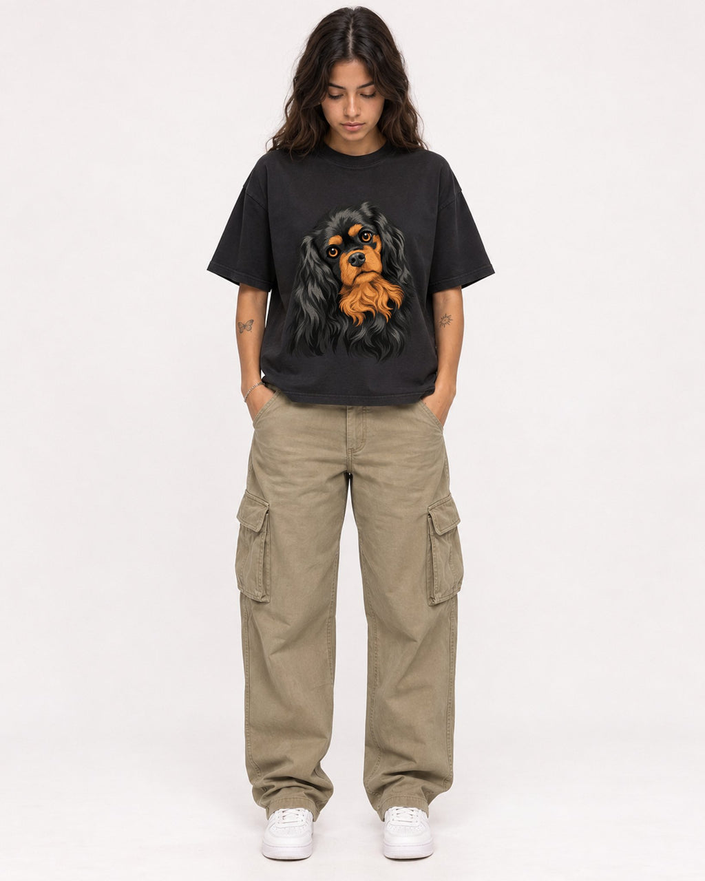 Mockup Boxy Heavyweight Tee Black female full-body 06