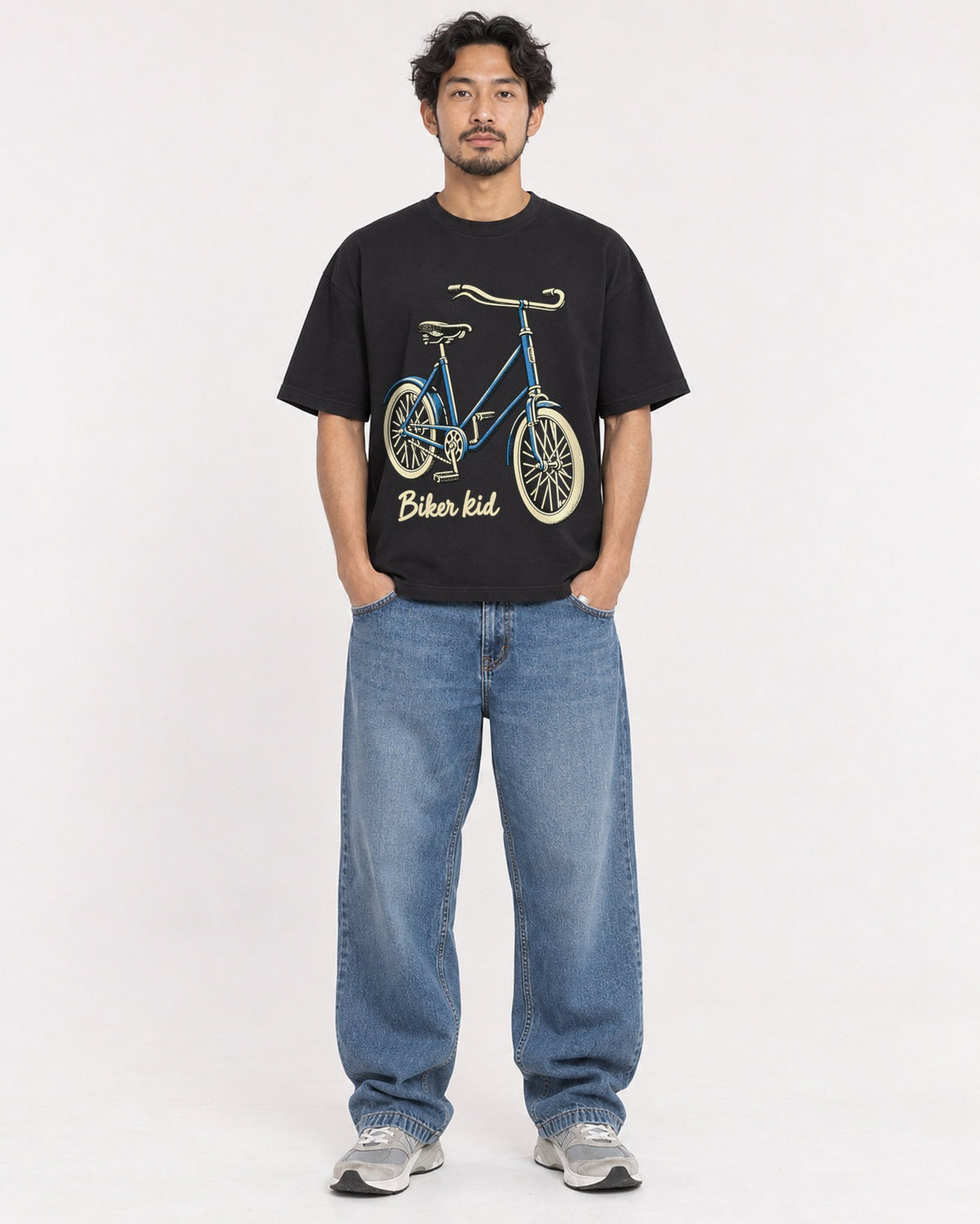 Mockup Boxy Heavyweight Tee Black male full-body 02