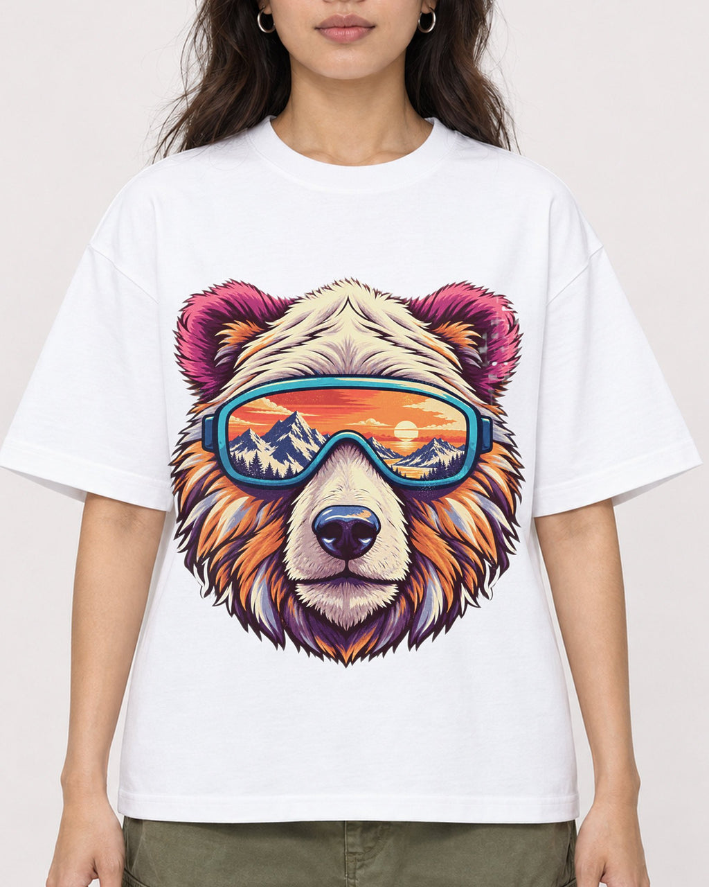 Mockup Boxy Heavyweight Tee White female close-up 02