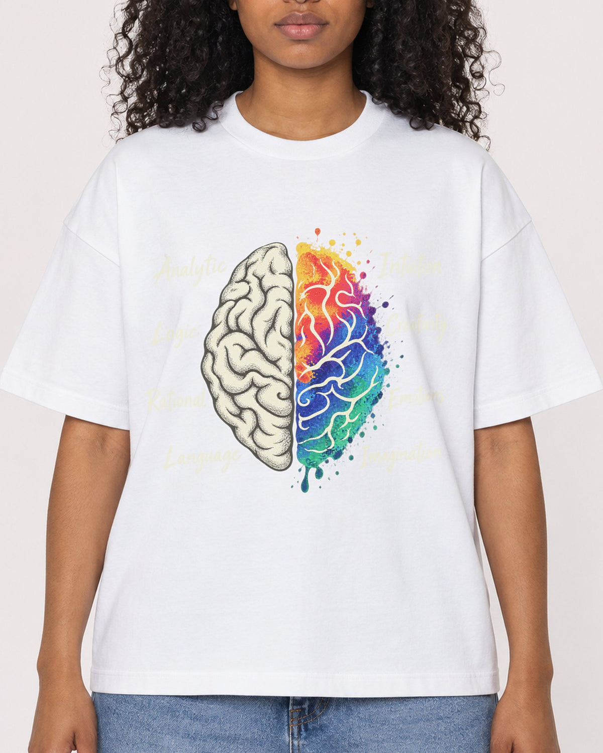 Mockup Boxy Heavyweight Tee White female close-up 05