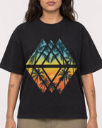 Mockup Boxy Heavyweight Tee Black female close-up 06