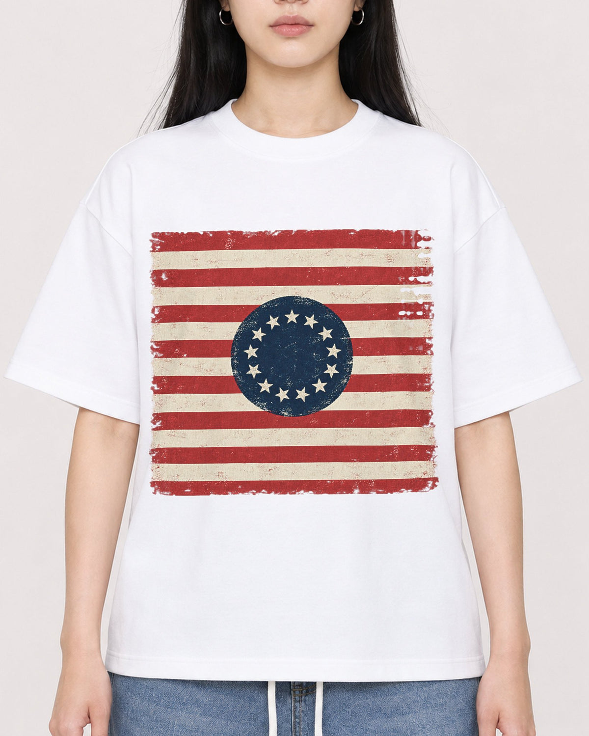 Mockup Boxy Heavyweight Tee White female close-up 01