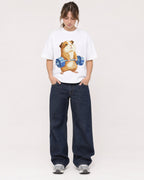 Mockup Boxy Heavyweight Tee White female full-body 29