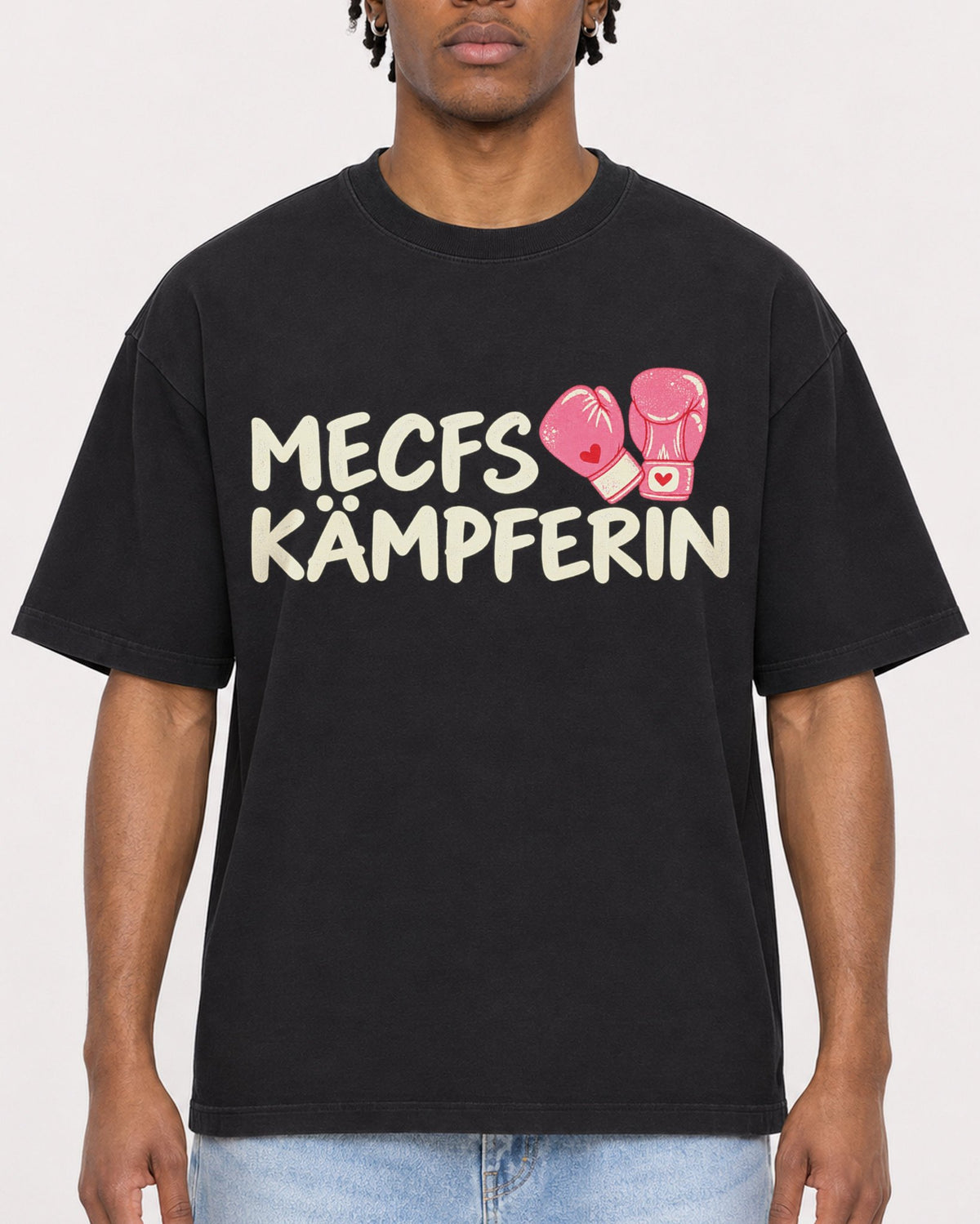 Mockup Boxy Heavyweight Tee Black male close-up 05