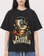 Mockup Boxy Heavyweight Tee Black female close-up 01