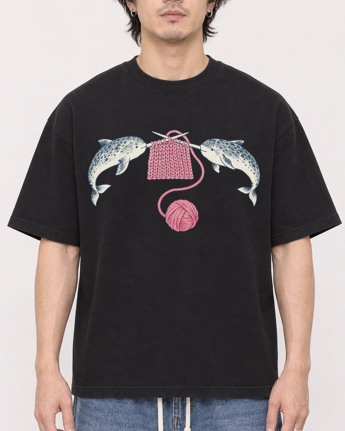 Mockup Boxy Heavyweight Tee Black male close-up 03