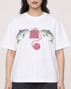 Mockup Boxy Heavyweight Tee White female close-up 03