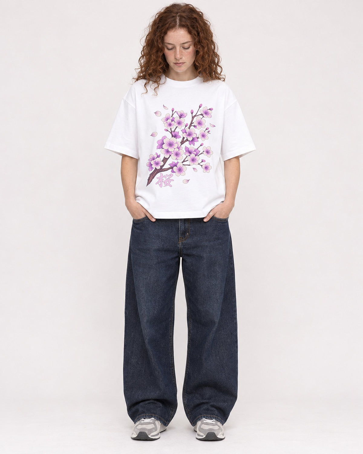 Mockup Boxy Heavyweight Tee White female full-body 09