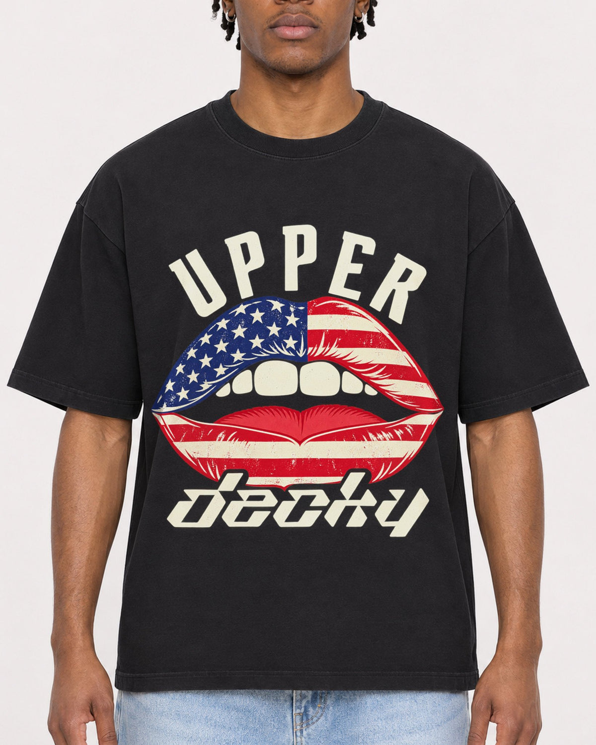 Mockup Boxy Heavyweight Tee Black male close-up 05