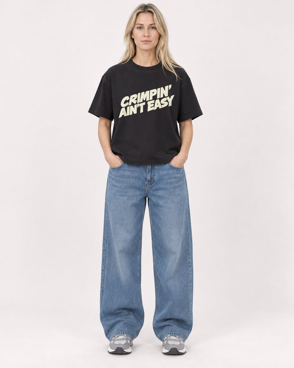 Mockup Boxy Heavyweight Tee Black female full-body 08