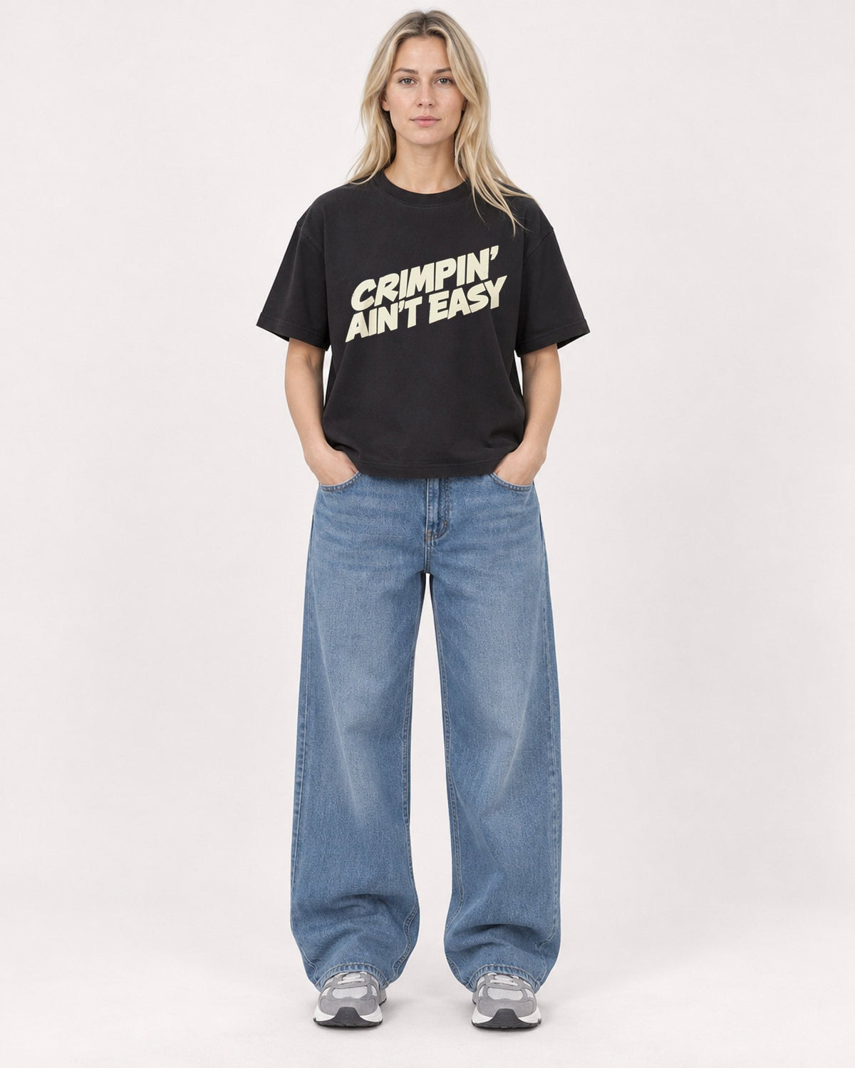 Mockup Boxy Heavyweight Tee Black female full-body 08