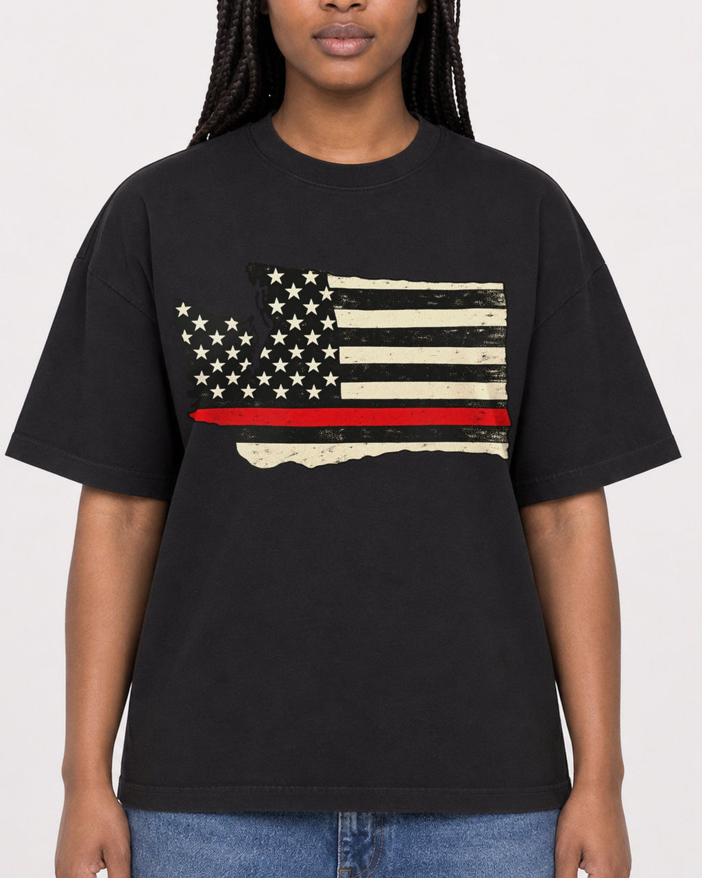 Mockup Boxy Heavyweight Tee Black female close-up 04